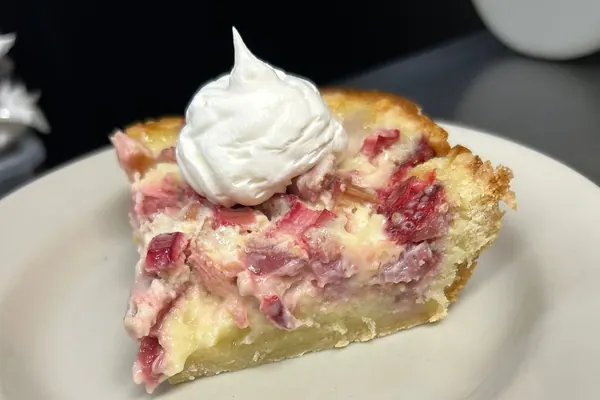 Slice of strawberry rhubarb pie at the 19th Hole Restaurant at Lake Tansi