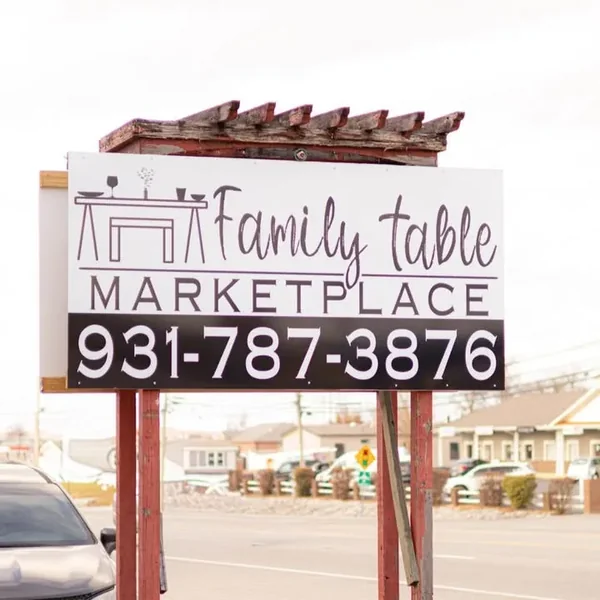 Family Table Marketplace roadside sign in Crossville